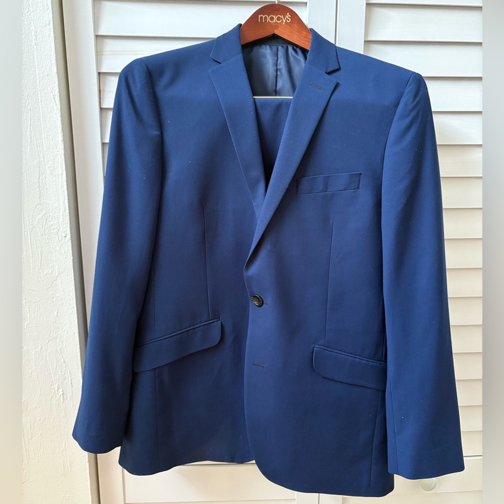 Mens Kenneth Cole Reaction Navy Suit 40R